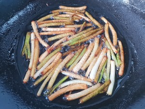 家族の日常生活の緑の油が作られています（絶対に風味玉ねぎ油性粉末） 詳細な練習方法4 