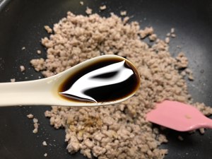 The practice measure of egg of evaporate of ground meat bean curd 13