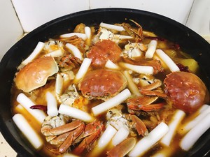 彼の家で繊細なバオの練習法を開始します 肉のカニ5