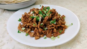 The practice measure of shredded meat of sauce of darling eatable Beijing 7