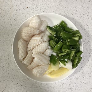 Sauce explodes the practice measure that the squid coils 2