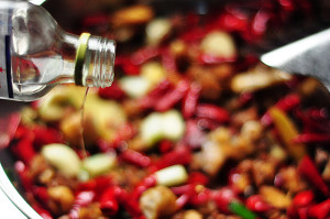 The practice measure of hot pepper chicken 16