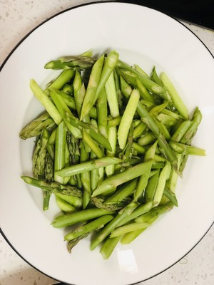 " reduce fat necessary " goosefoot wheat salad? The practice measure of asparagus shelled fresh shrimps 2