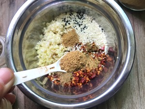 Chili oil- - the practice measure with delicate habit-forming 10
