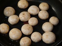 最も原始的な繊細さの味を維持し、乾燥キノコの一種を煎じる練習の手段2