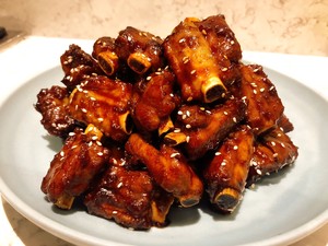 The practice measure of the sweet and sour spareribs of experienced worker 21