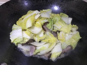 The practice measure that exceeds quick worker Chinese cabbage to fry bacon 7