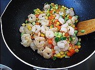 Trichromatic the practice measure that fries shelled fresh shrimps 8
