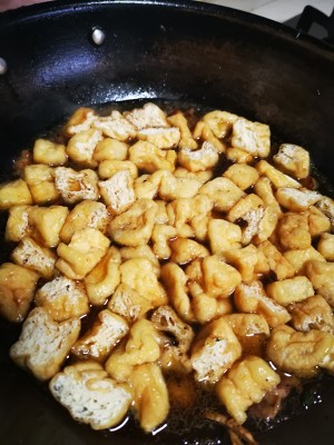 The practice measure that flesh of quick worker the daily life of a family fries fried bean curd 14