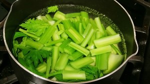 The wants exclusively to eat course when falling ill - the practice measure of celery of cold and dressed with sause 3