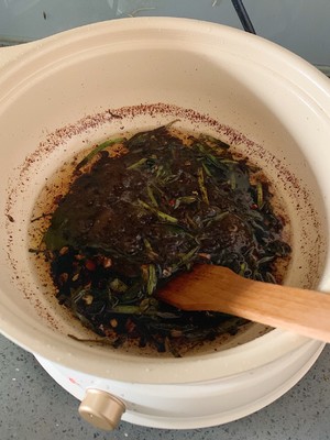 麺を作る10分間の練習移動 緑色のボウル8の決められたオイルの醤油添え 