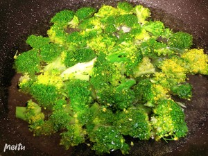 The quick worker of office worker is simple dinner -- the practice measure that orchid Qing Dynasty fries carrot on the west 2