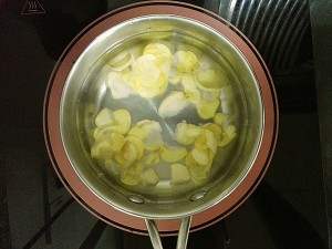 The practice measure of water of pear of rock candy snow 3