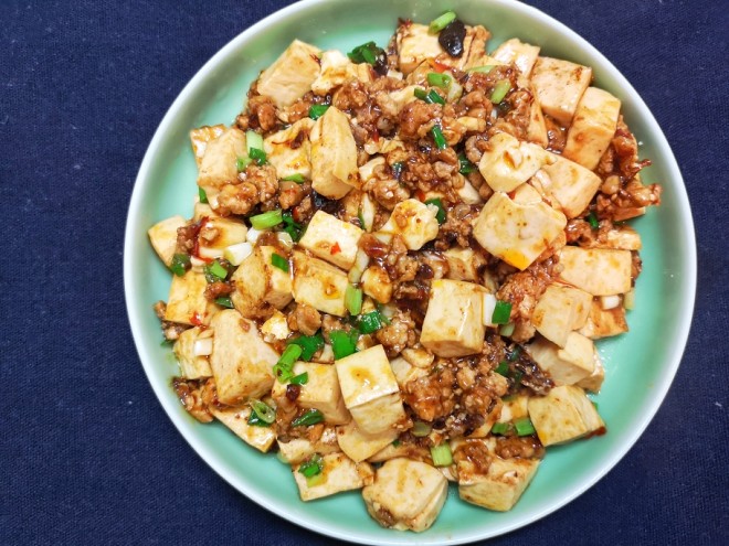 フェイバスバルブは豆腐を焼きます/ひき肉豆腐の練習