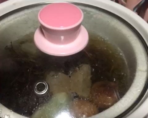 子骨不注意バオの豚の横長男のスープの実践、おいしい作り方