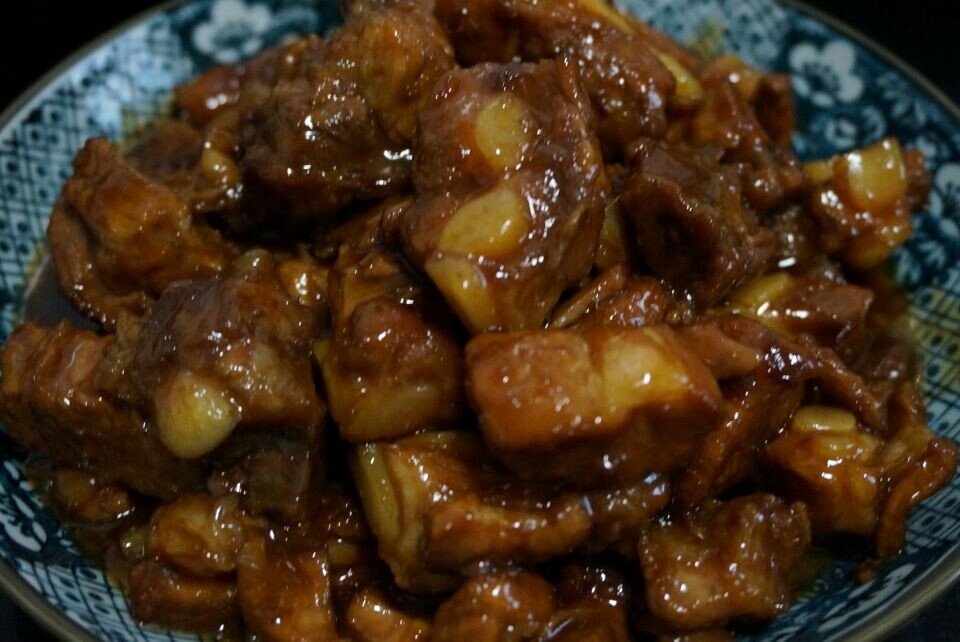 甘酸っぱいスペアリブ（豚の軟骨）最も簡単な方法の練習