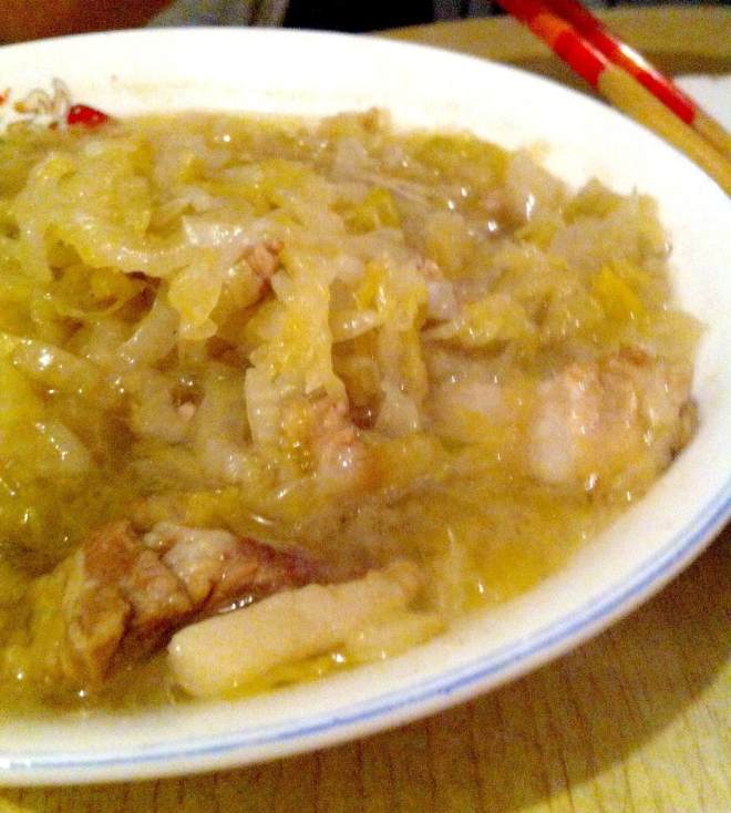 
Steaky pork stews pickled Chinese cabbage to love mother food most
