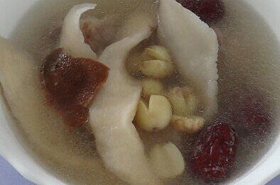 ヤムseedの種の豚は、スープの方法、おいしい方法を拡張します