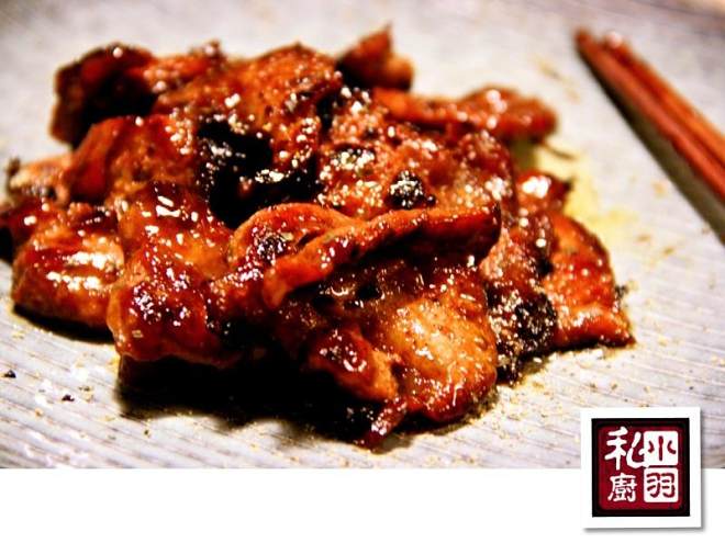ドウドラーは肉を食べる:煎じ豚ロウバイの肉の練習を置きます