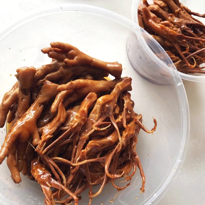 味のにがりの近寄りがたい鶏肉...牛...豚...アヒルの練習