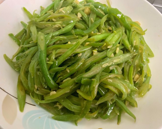 清王朝フライドポテトインゲン豆の絹の練習、おいしい方法