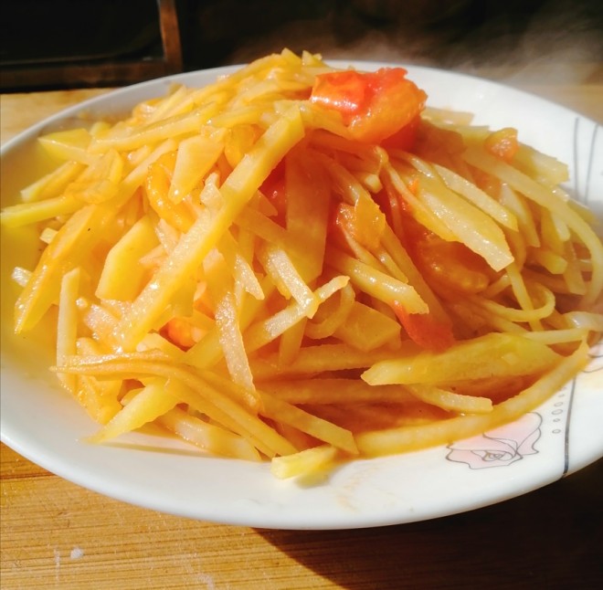 
The practice of silk of potato of acetic smooth tomato, how to do delicious