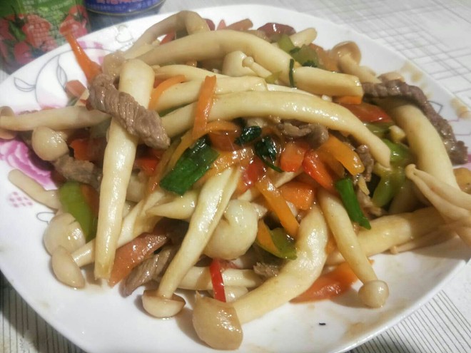白ゆぐは、ご飯と一緒に肉付きの良い料理の練習、おいしい作り方