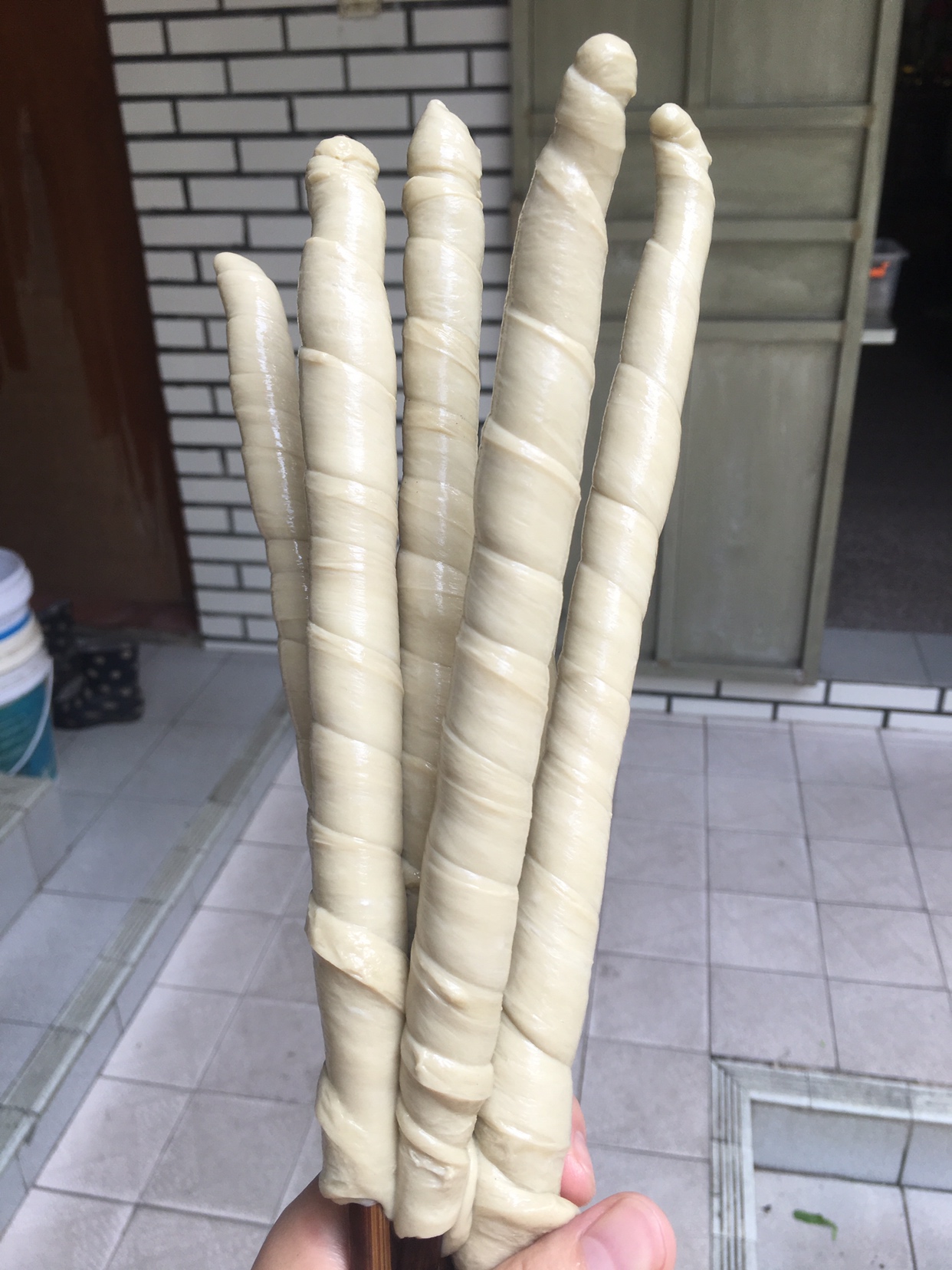 グルテン1を控える? ? 顔版を洗う必要はありません、操作は簡単です、首尾よく百を導き、グルテンのビデオが内部に追加されます! 練習