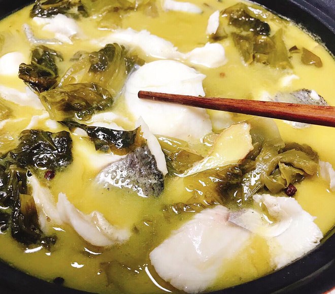 白菜の漬け物の魚の道のスープ、おいしい作り方
