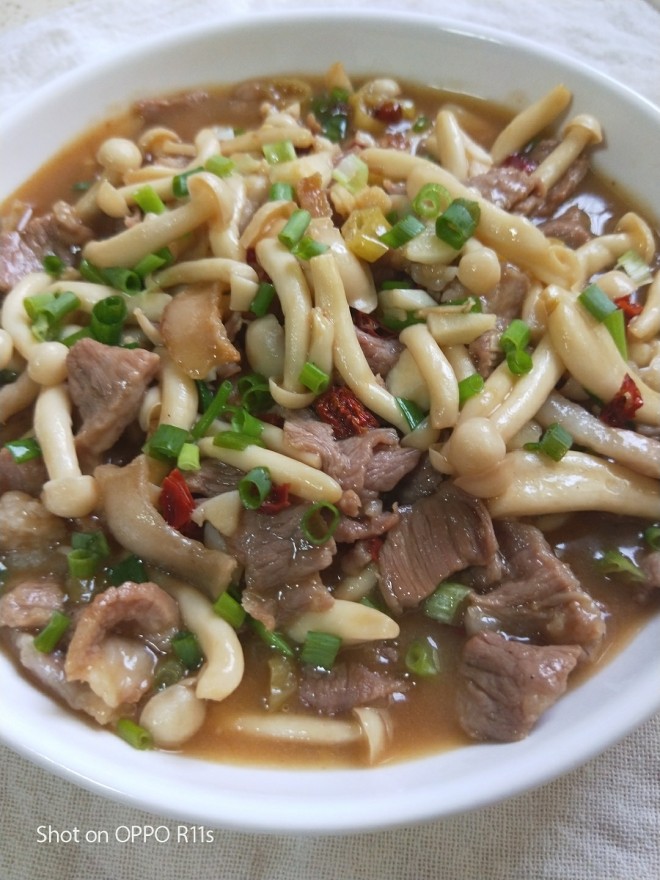 白ユグはカツレツの炒め物、おいしい方法