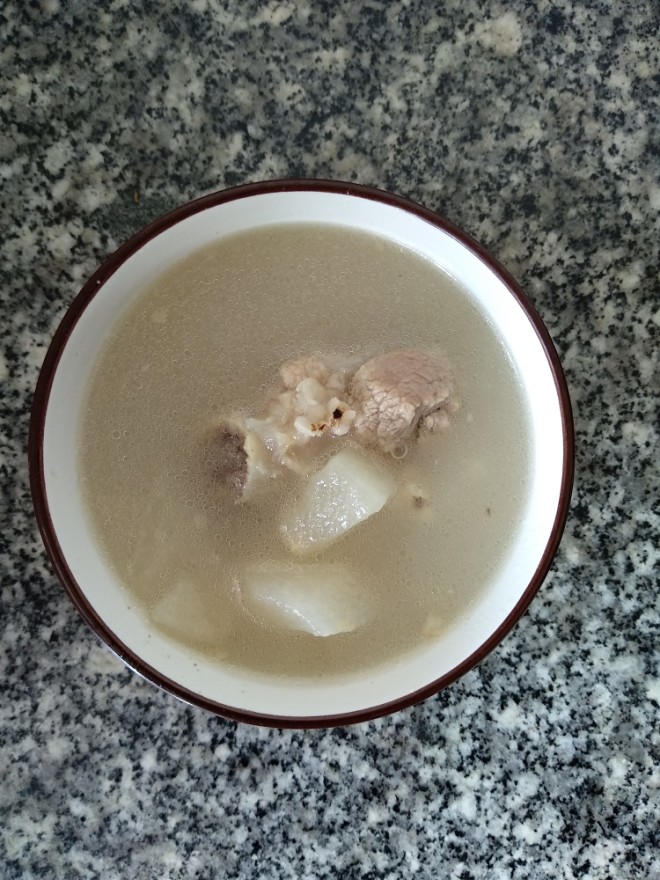 豚キャニスターの骨のヨブの涙の種の梨のスープの実践、おいしい方法