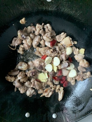 The practice measure of yellow stew chicken 8