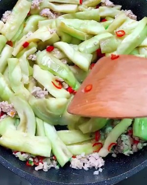 The practice measure of ground meat aubergine 4