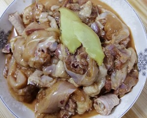 The practice measure of Xianggu mushroom slippery chicken 1