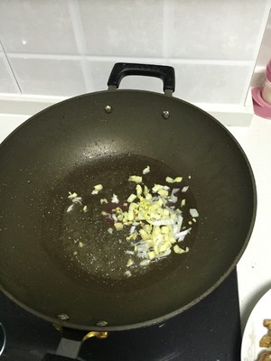 黒の豚の柳のいくつかのホットスパイスプラントのいずれかがピーマン5に一致する練習の動き > </li> <li class = 