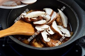 レストランの嗅覚を殺す[黄色の煮込み鶏肉]練習法11