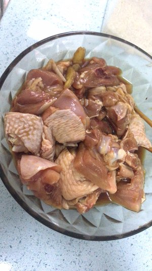 The daily life of a family of rice of yellow stew chicken is delicate the practice measure of version 2