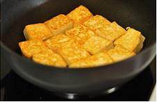 The practice measure of bean curd of piscine sweet fry in shallow oil 2