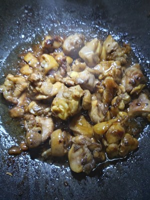 ピンクの 鶏肉の酢酸シチュー（非常に美味しい）練習対策4 