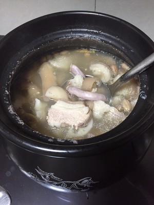 レンコンの腸のバオの豚のズオのスープの実践対策3