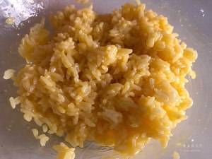 The practice measure of hamburger of rice of egg of gold pig willow 3