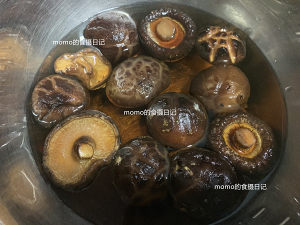 The practice measure of chicken of lotus leaf polished glutinous rice 2