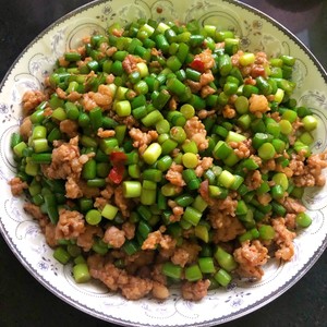 The practice measure of the ground meat of garlic liver mosses that exceeds go with rice 8