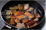 The practice measure of hairtail of braise in soy sauce 4