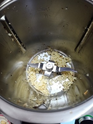 The practice measure of polished glutinous rice of pig bowel fill 4