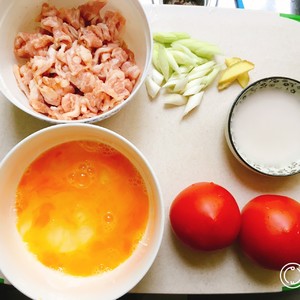 の豚のたわごとのY (^_^) Yのご飯とスーパーゴー トマトの滑りやすい卵の練習法1 