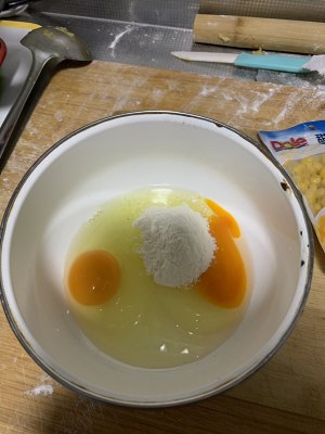 鶏卵の失敗卵2個のケーキの練習対策