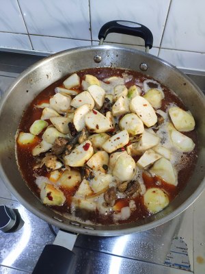 Taro of braise in soy sauce practice measure of chicken 6