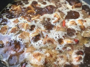 秘密が豚のうねり6を作る練習の動き