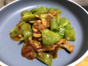 The practice measure that fries beef of gallinaceous sweet green pepper 3